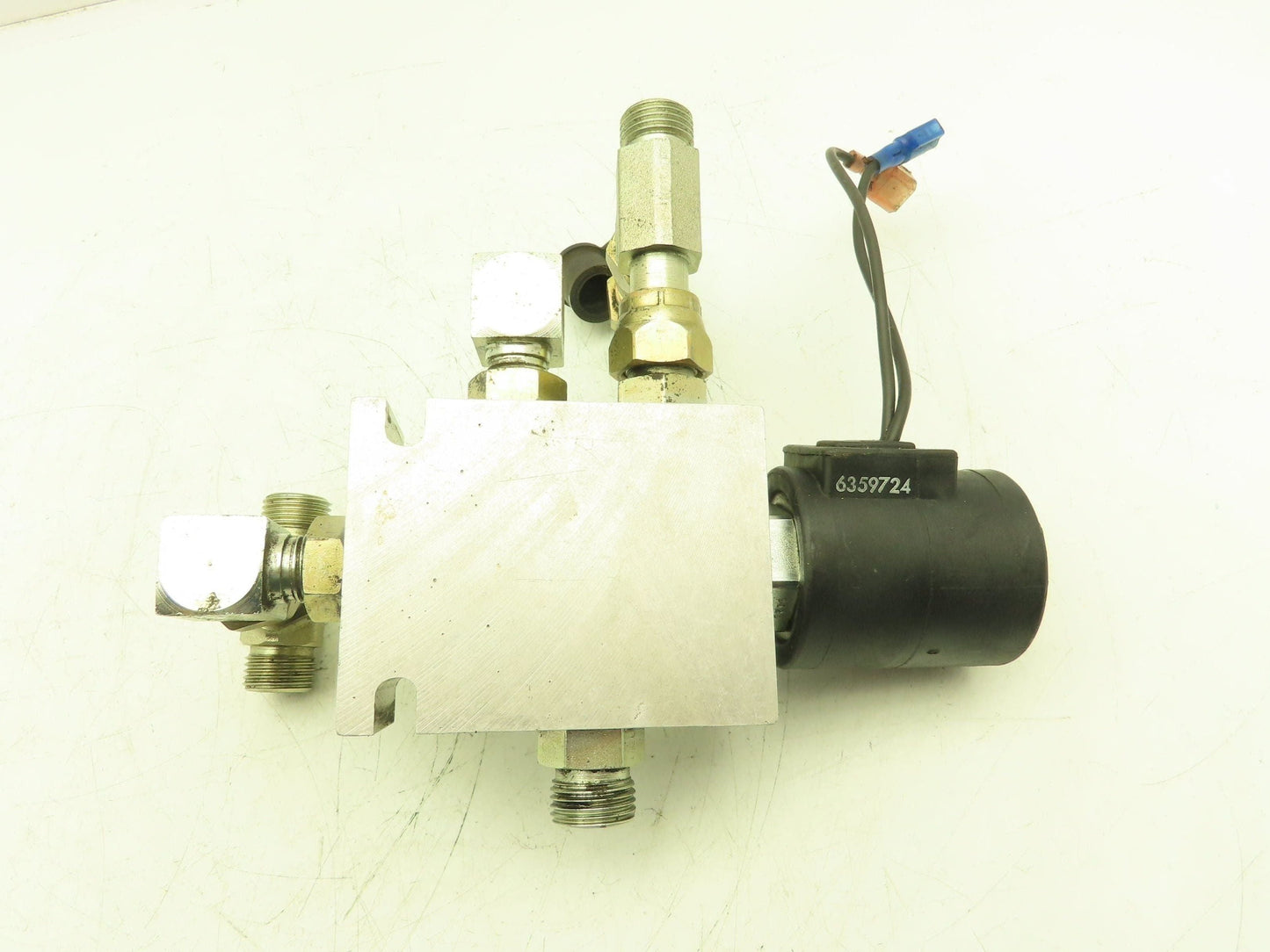 Hydraforce 6359724 | 7024460 | 2789211 Hydraulic Valve 30VDC Coil NPR20 Forklift