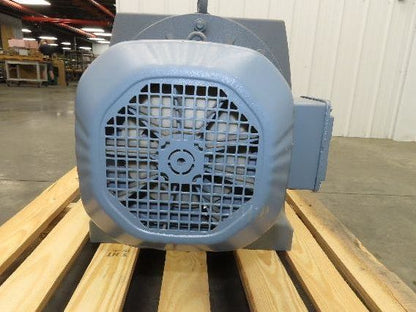 Sew-Eurodrive R137DRE132M4 Helical Gearmotor 222.6:1 Inline Reducer 7.5Hp 480V