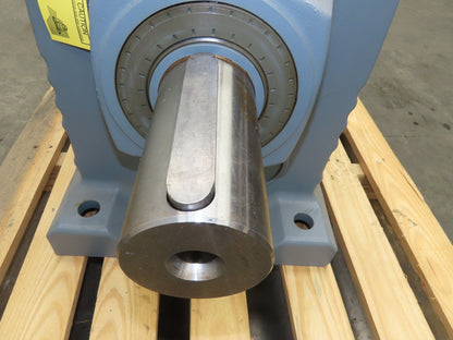 Sew-Eurodrive R137DRE132M4 Helical Gearmotor 222.6:1 Inline Reducer 7.5Hp 480V