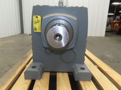 Sew-Eurodrive R137DRE132M4 Helical Gearmotor 222.6:1 Inline Reducer 7.5Hp 480V