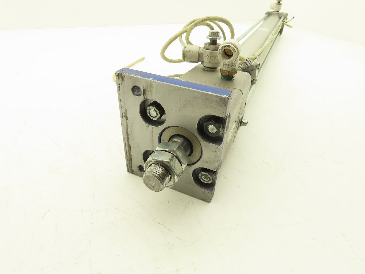 SMC CDNA2C50-600-D Power Lock Air Cylinder 50mm Bore 600mm Stroke