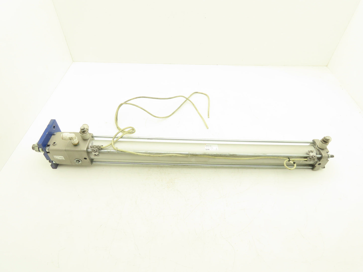 SMC CDNA2C50-600-D Power Lock Air Cylinder 50mm Bore 600mm Stroke