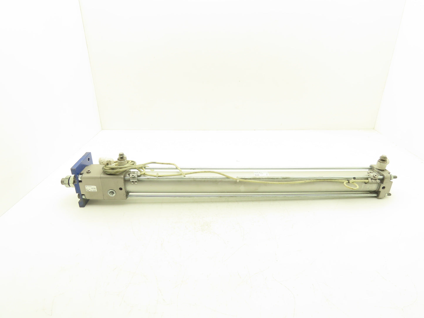 SMC CDNA2C50-600-D Power Lock Air Cylinder 50mm Bore 600mm Stroke