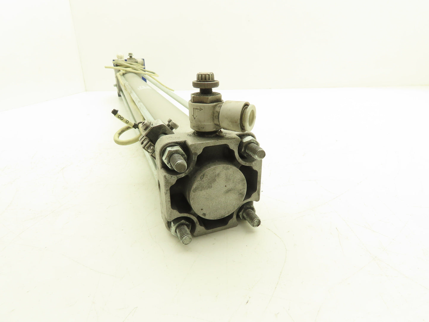 SMC CDNA2C50-600-D Power Lock Air Cylinder 50mm Bore 600mm Stroke