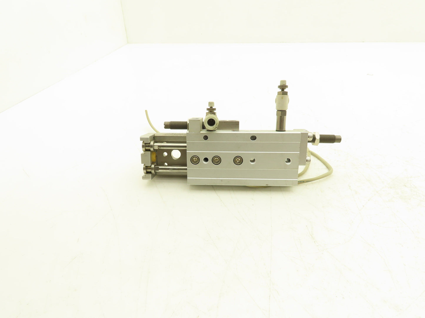 SMC MXQ12L-40B Pneumatic Air Slide Table Cylinder w/Shocks 12mm Bore 40mm Stroke