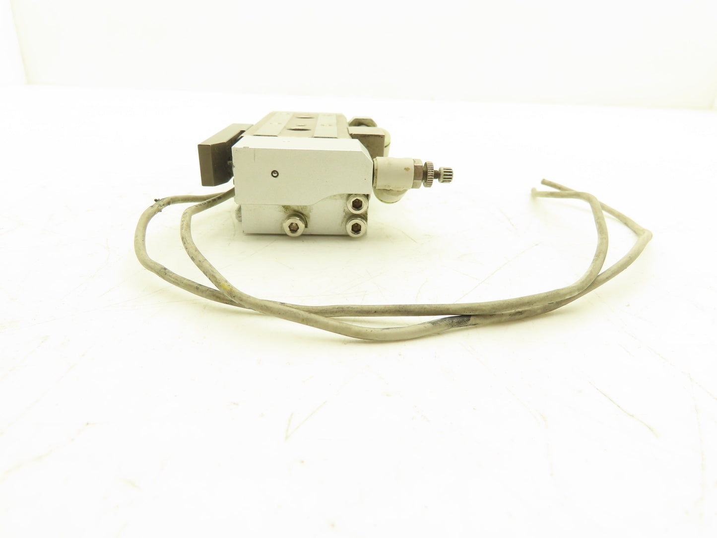 SMC MXQ12-30BSR Pneumatic Air Slide Table Cylinder End Lock 12mm x 30mm Stroke