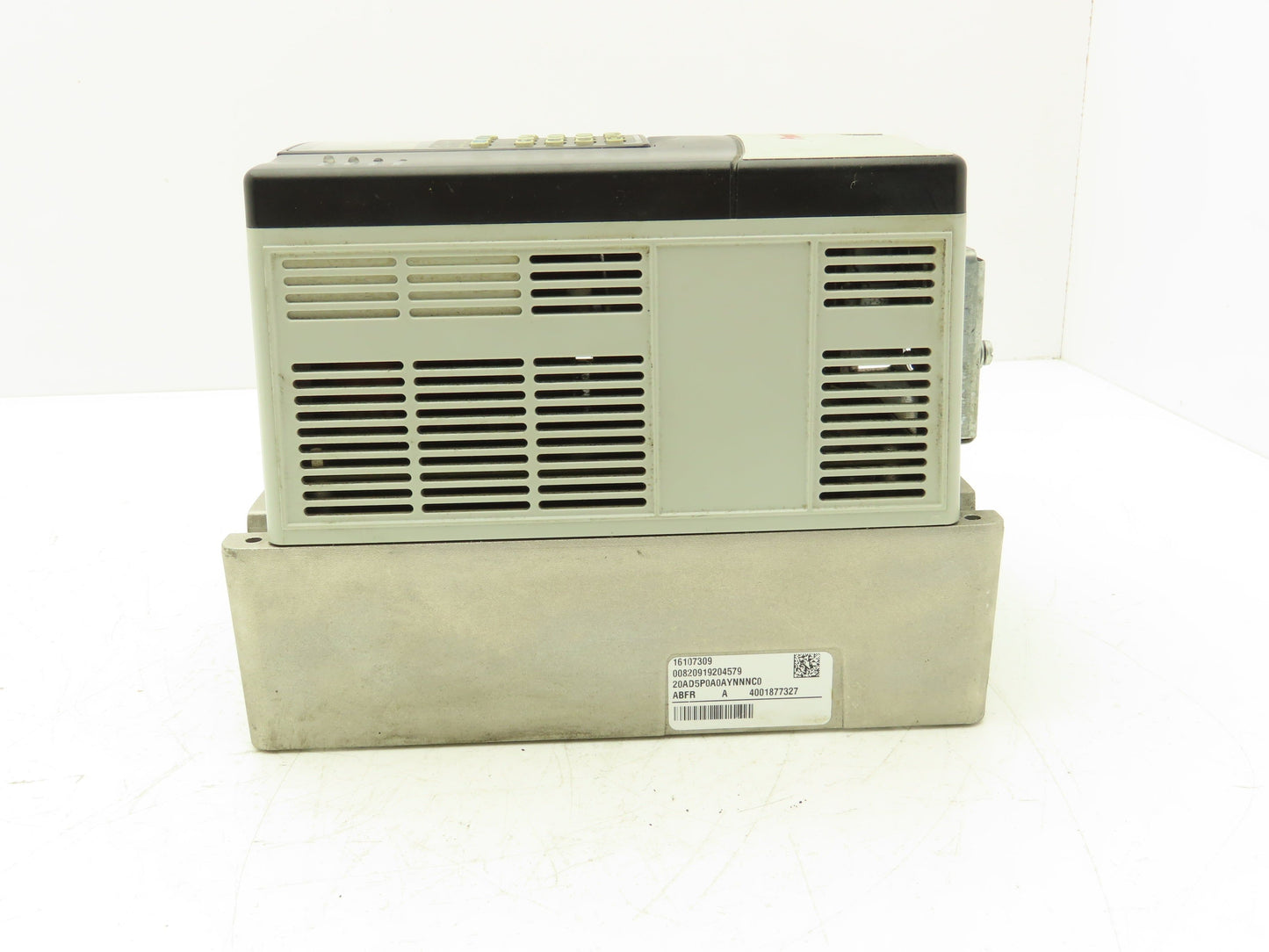 Allen Bradley 20AD5P0A0AYNNNC0 PowerFlex 70 Variable AC Drive VFD 3HP 480V 3PH