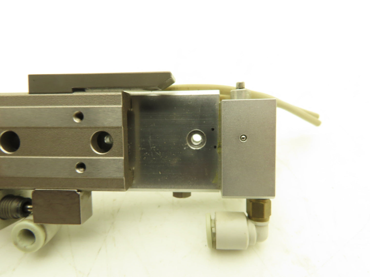 SMC MXQ8L-40BSR Pneumatic Air Slide Table Cylinder End Lock 8mm Bore 40mm Stroke