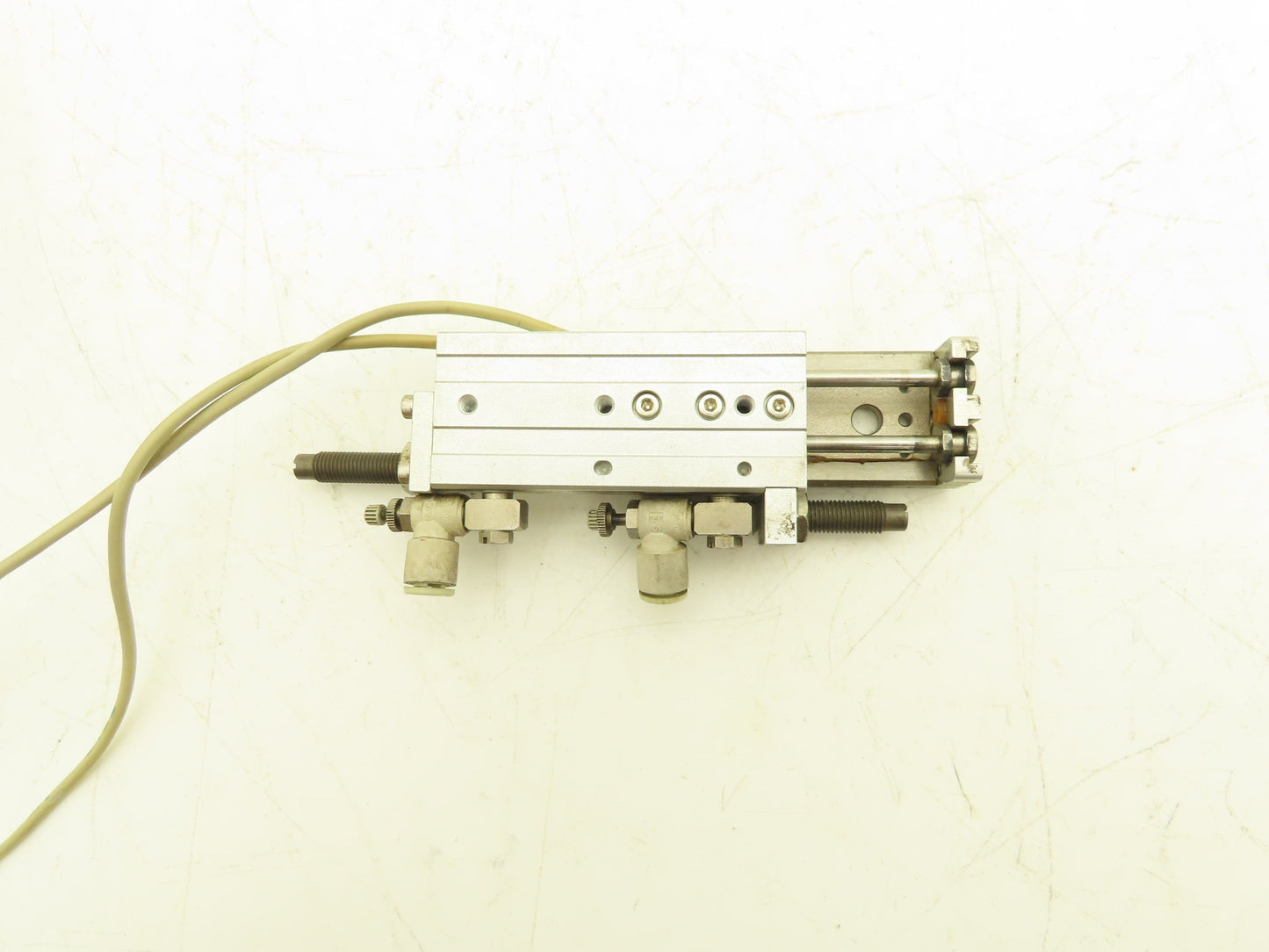 SMC MXQ8L-40B Pneumatic Air Slide Table Cylinder w/Shocks 8mm Bore 40mm Stroke