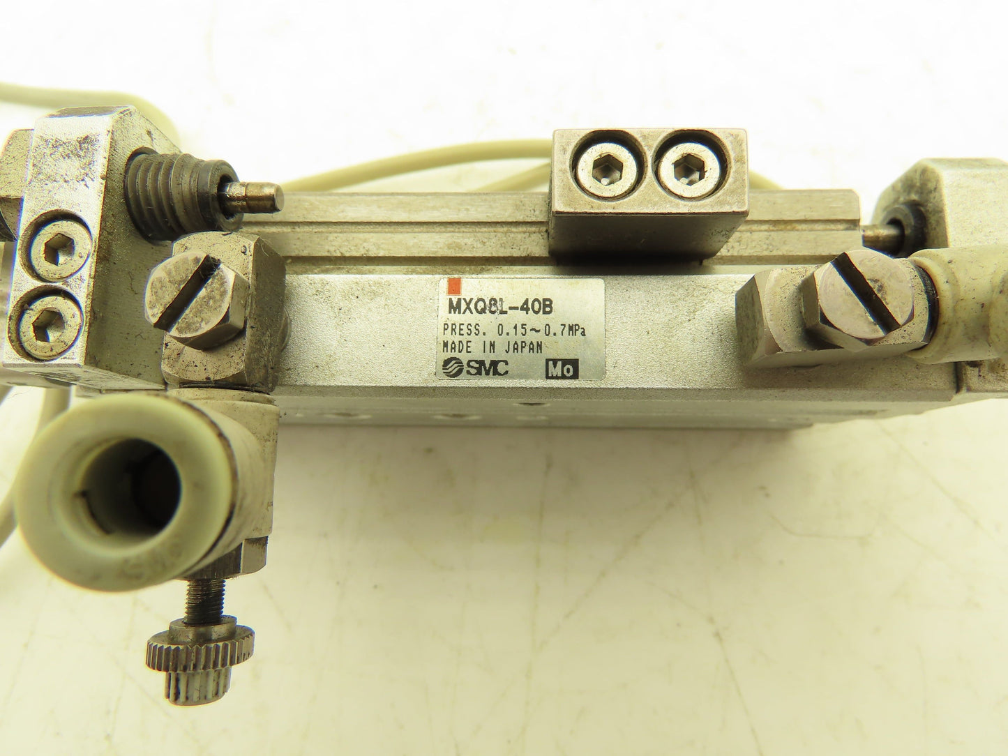 SMC MXQ8L-40B Pneumatic Air Slide Table Cylinder w/Shocks 8mm Bore 40mm Stroke