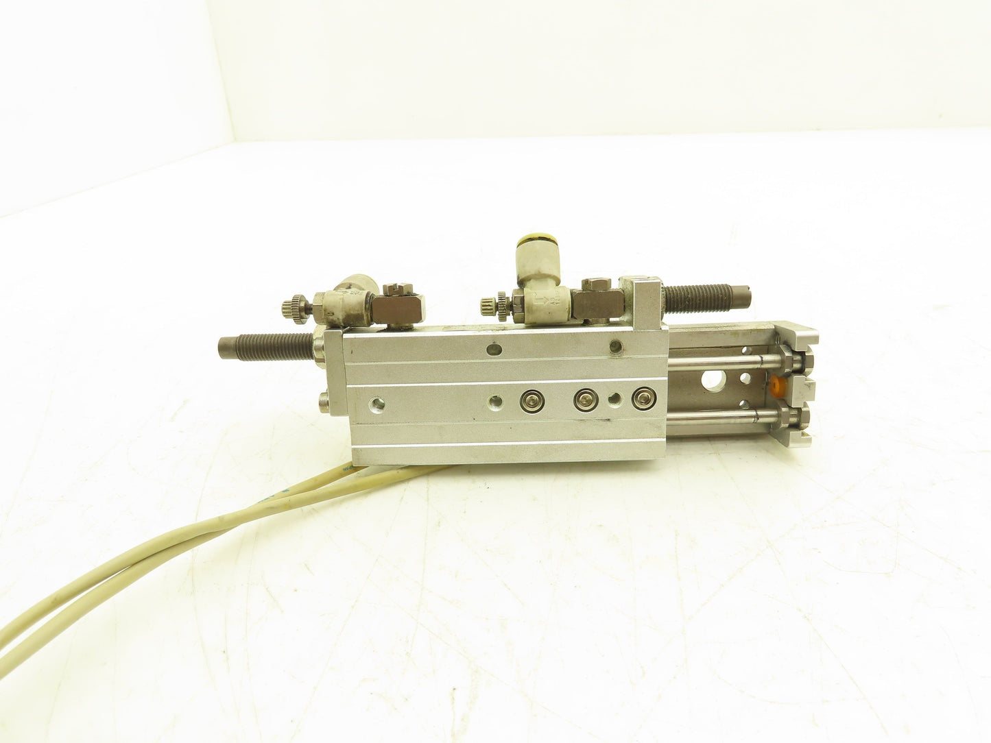 SMC MXQ8-40B Pneumatic Air Slide Table Cylinder w/Shocks 8mm Bore 40mm Stroke