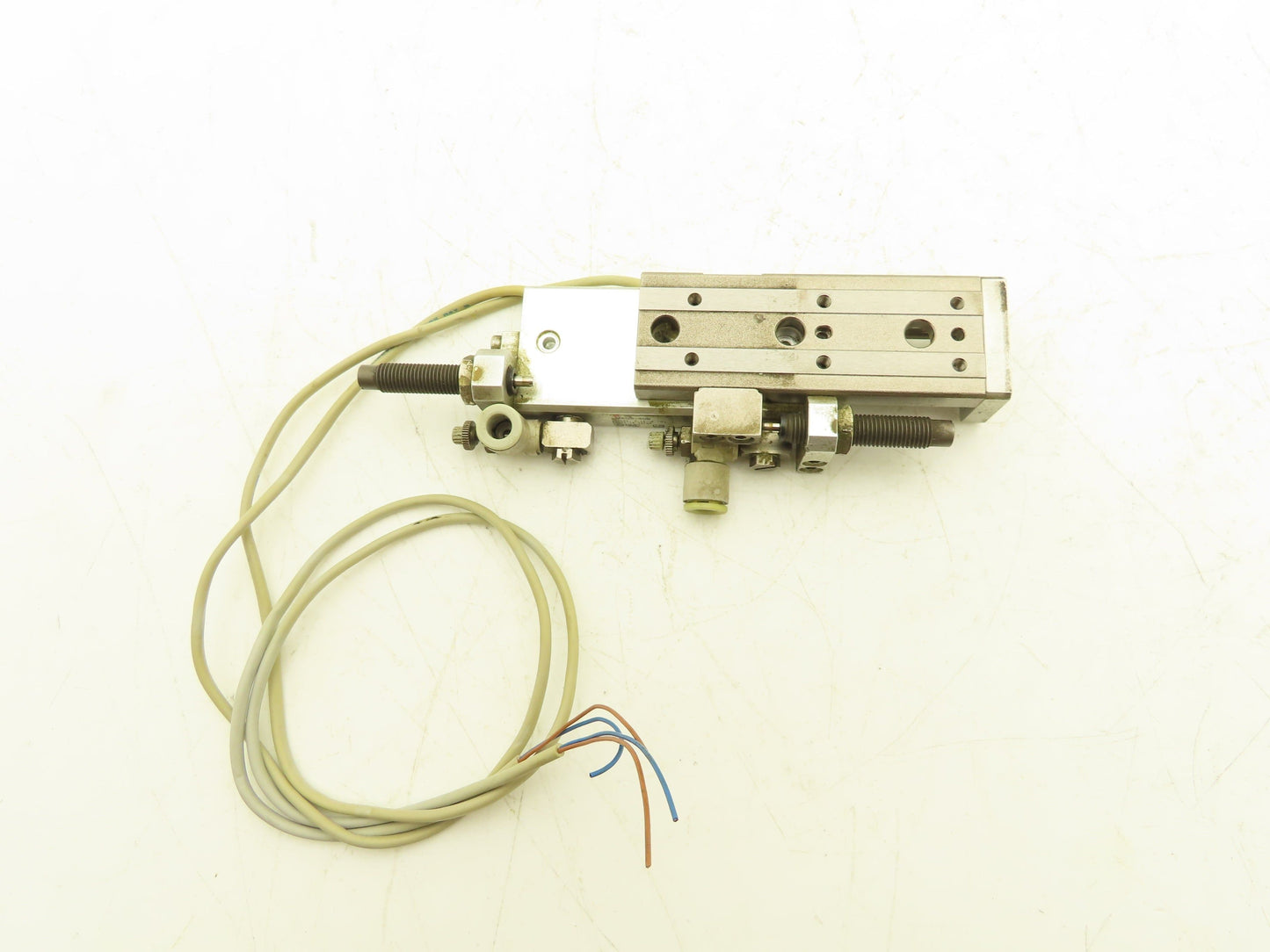 SMC MXQ8-40B Pneumatic Air Slide Table Cylinder w/Shocks 8mm Bore 40mm Stroke