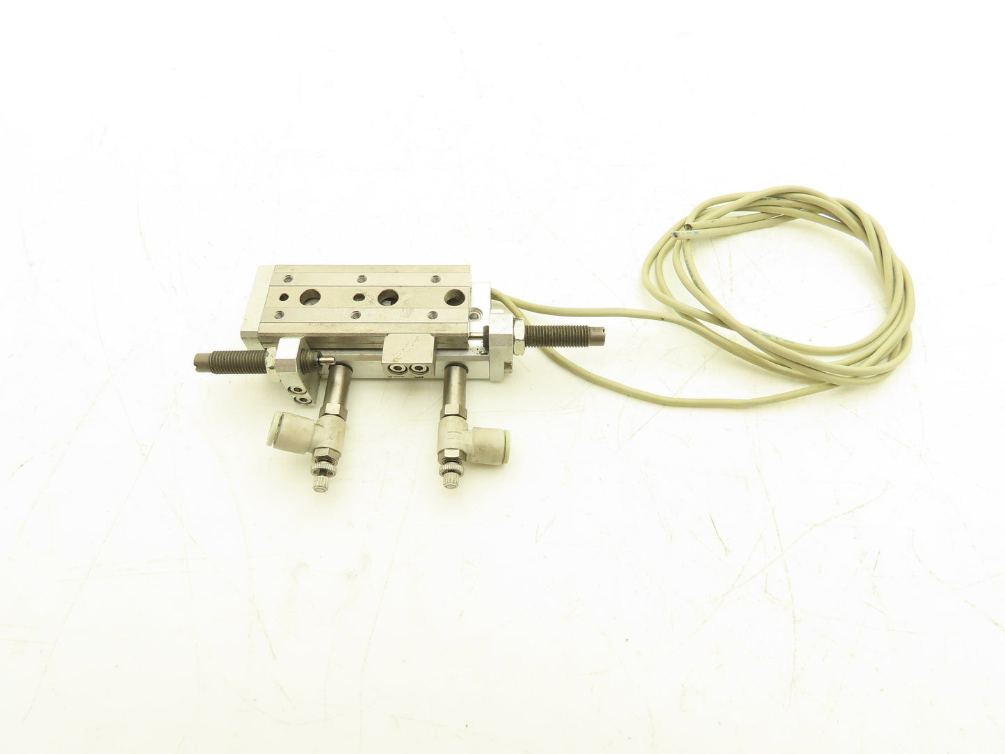 SMC MXQ8L-30B Pneumatic Air Slide Table Cylinder w/Shocks 8mm Bore 30mm Stroke