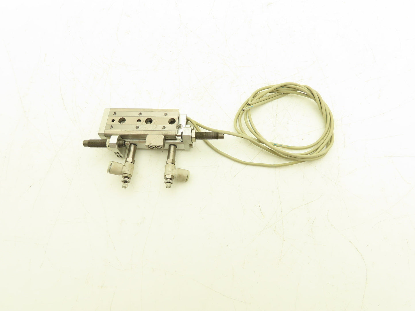 SMC MXQ8L-30B Pneumatic Air Slide Table Cylinder w/Shocks 8mm Bore 30mm Stroke