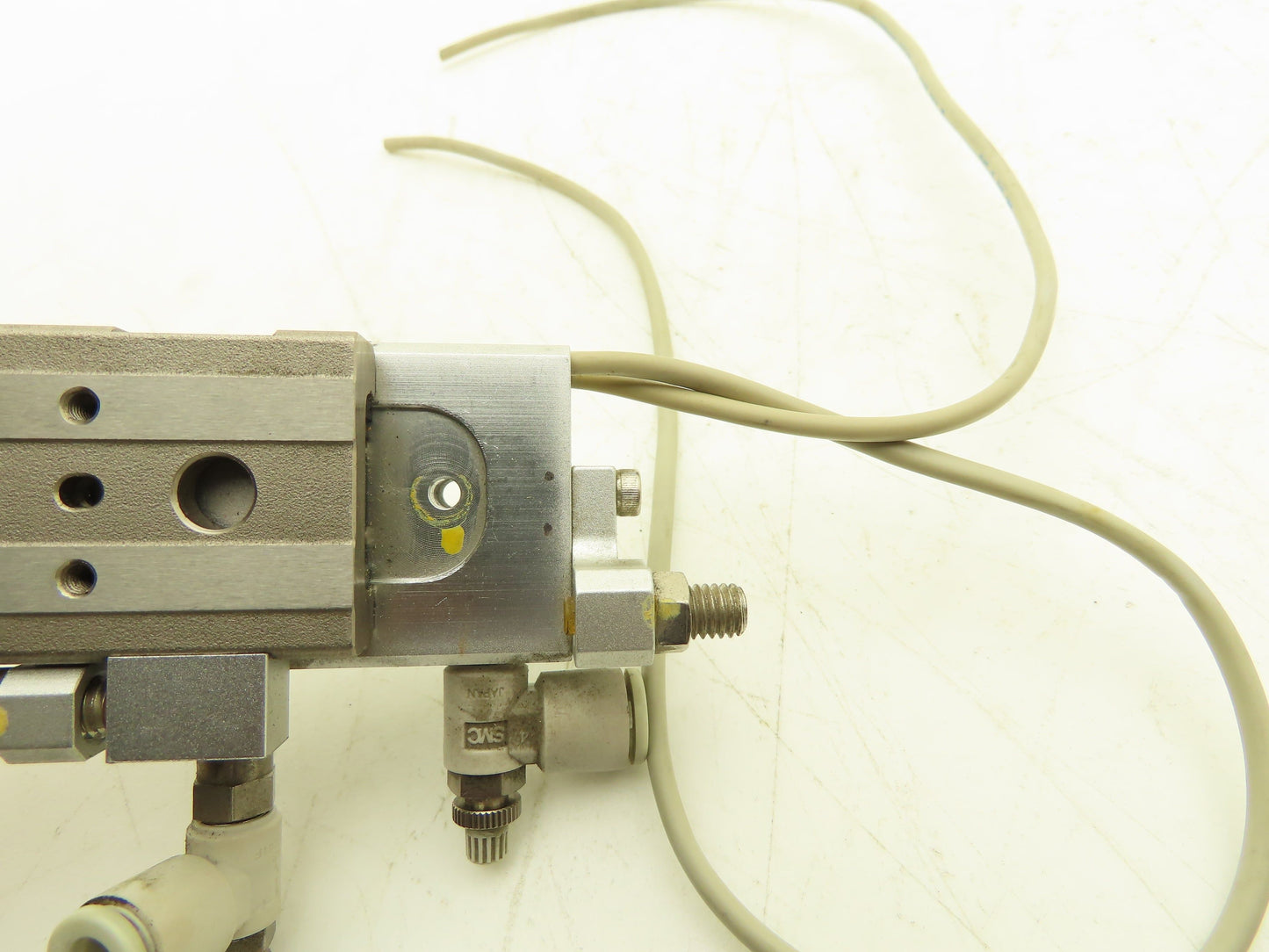 SMC MXQ8L-20A Pneumatic Air Slide Table Cylinder w/Stops 8mm Bore 20mm Stroke