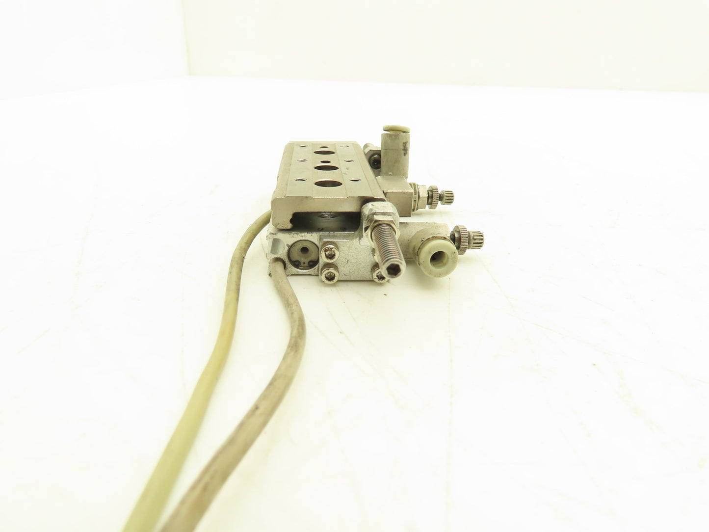 SMC MXQ6-30C-X11 Pneumatic Air Slide Table Cylinder w/Stops 6mm Bore 30mm Stroke