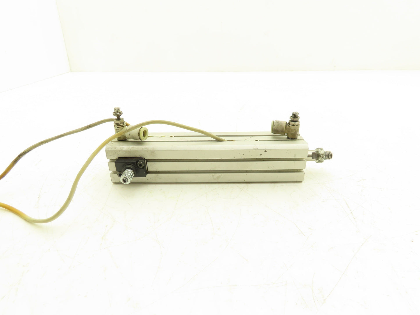 SMC CDBQ2B20-100DCM-HN-M9BL Pneumatic Air Cylinder with End Lock 100mm Stroke