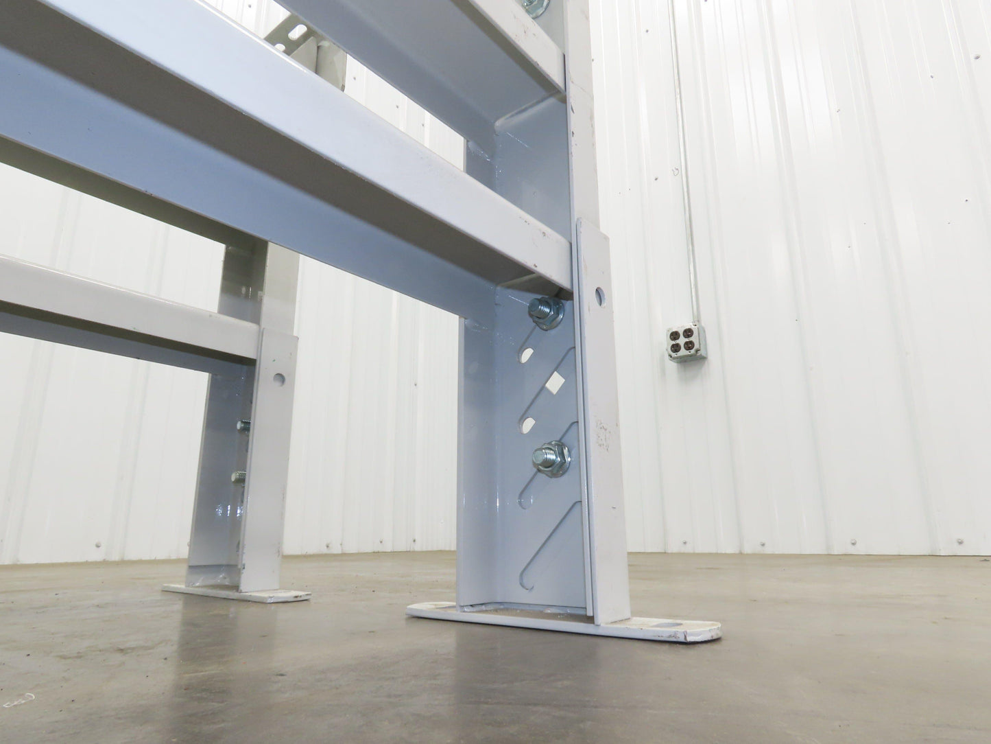 Hytrol HS-7 Conveyor Leg Floor Support 31"W Heavy Duty White 25-5/8-31-5/8"H