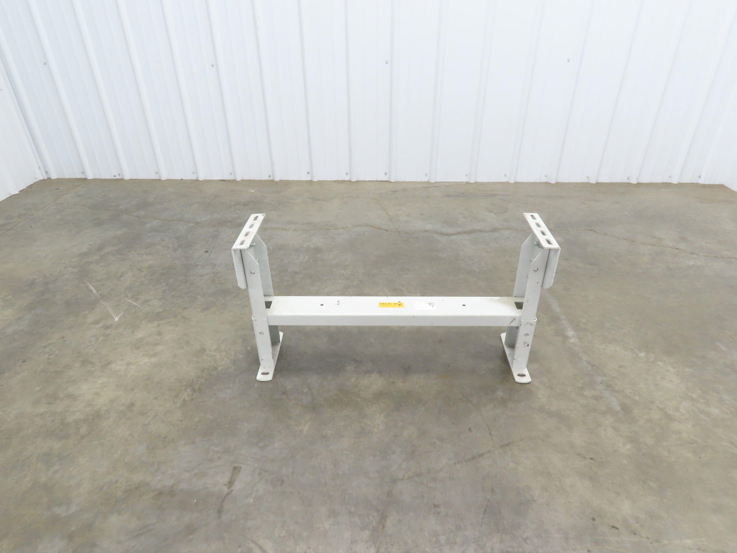 Hytrol HS-5 Conveyor Leg Floor Support 31"W Heavy Duty White 16-5/8-19-5/8"H