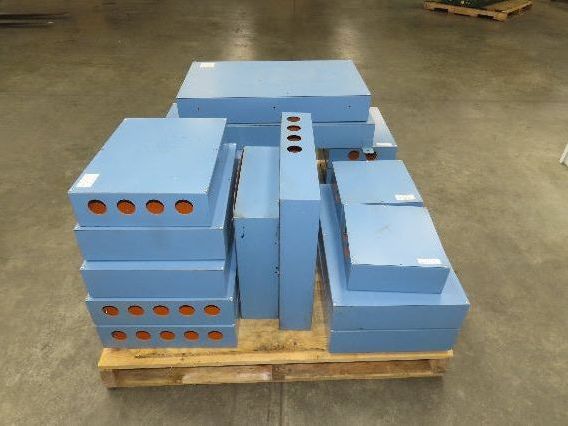 NEMA 1 Electrical Enclosure Control Panel 100mm Depth 700x450mm Lot of 22