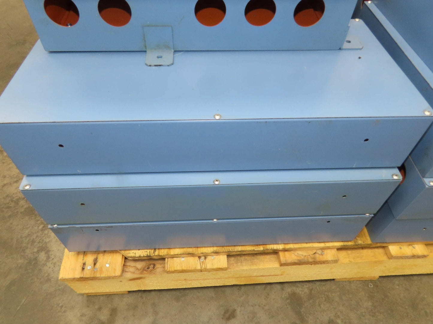 NEMA 1 Electrical Enclosure Control Panel 100mm Depth 700x450mm Lot of 22