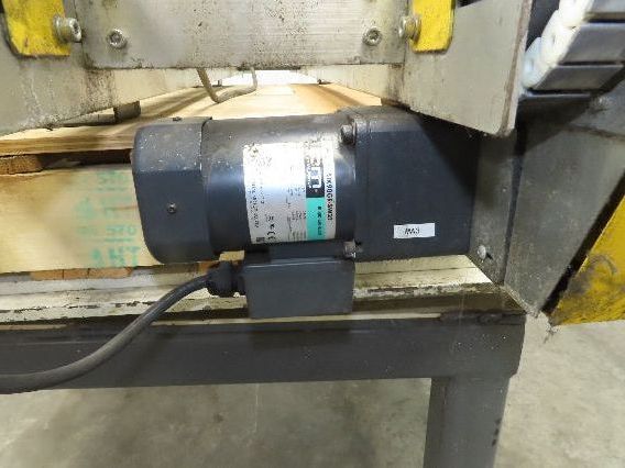 NKE CSB89A-PS-MD-222-1550-36-90W-3 Plastic Chain Conveyor 2-Row 24x66" 220V 3PH