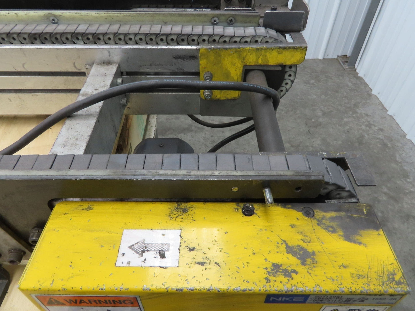 NKE CSB89A-PS-MD-222-1550-36-90W-3 Plastic Chain Conveyor 2-Row 24x66" 220V 3PH