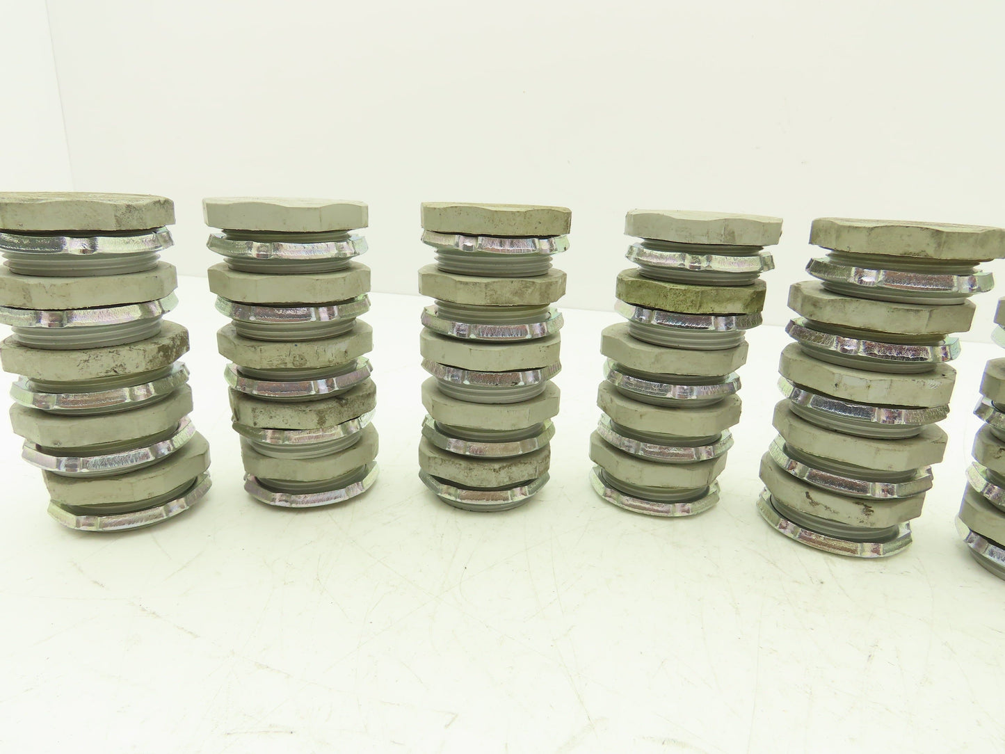 Sankei Electrical Hole Plug 1-1/4" Trade Size Hole 1-3/4" 42mm IP65 Lot of 50