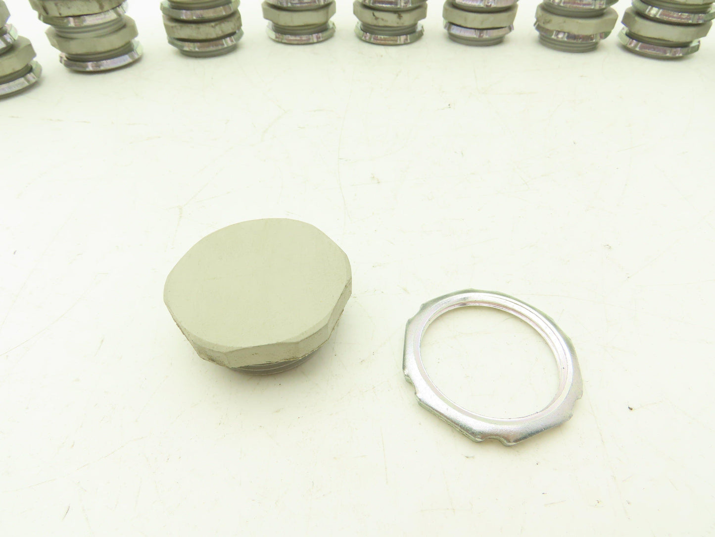 Sankei Electrical Hole Plug 1-1/4" Trade Size Hole 1-3/4" 42mm IP65 Lot of 50