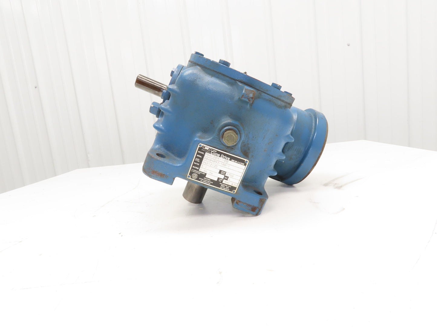 Cone Drive MHV30X-0B Worm Gearbox 5:1 Reducer 350 RPM Vertical Output