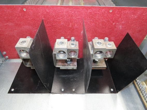 Square D 359426050010001 QMB Panelboard 400A 480V Load Center Fused Switch Type