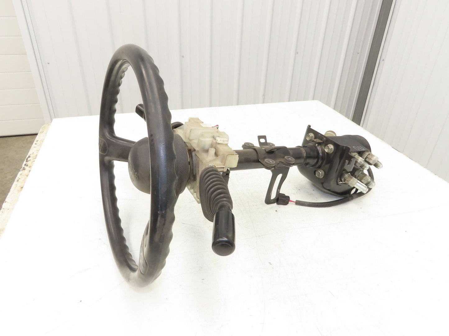 Toyota 7FBH25 Electric Forklift Steering Wheel Column Pump Controls Assembly