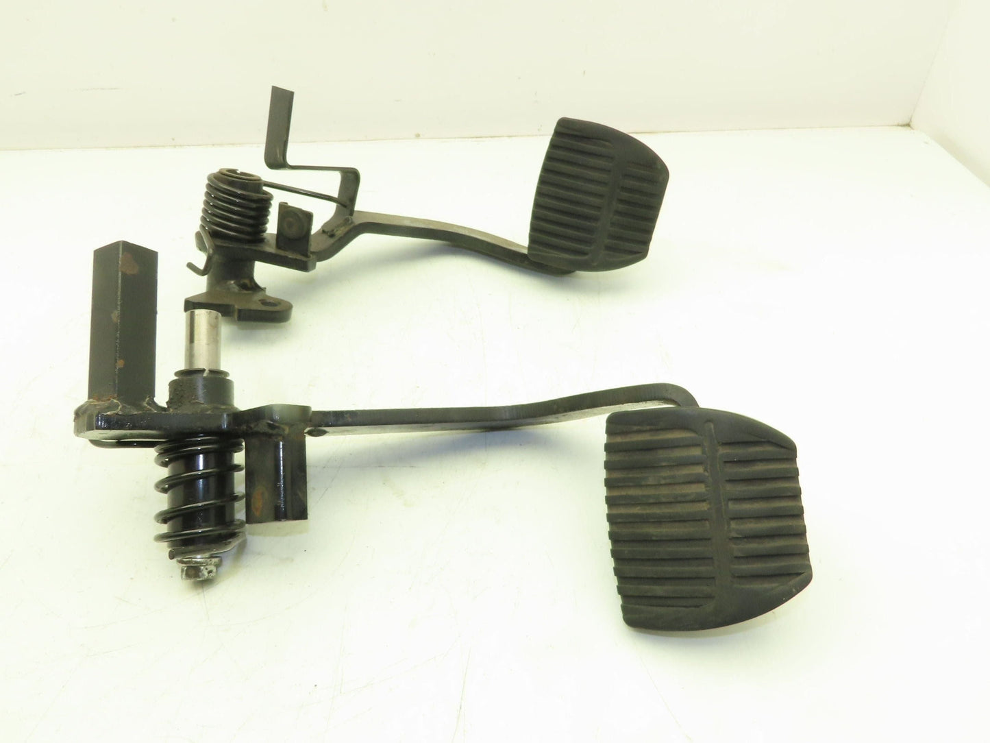 Toyota 7FBH25 Electric Forklift Pedals Lot of 2