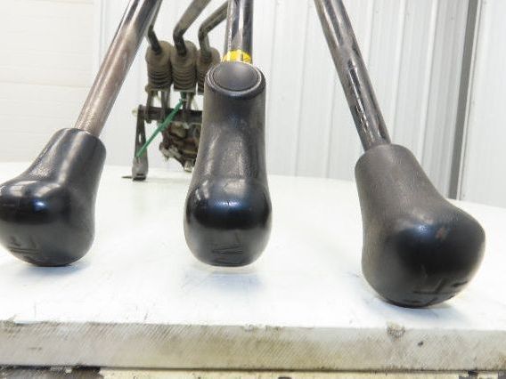 Toyota 7FBH25 Electric Forklift Hydraulic Control Lever Leveling System Assembly