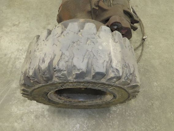 Toyota 7FBH25 Electric Forklift 48V Drive Unit Motor Axle Wheels Brake Assembly