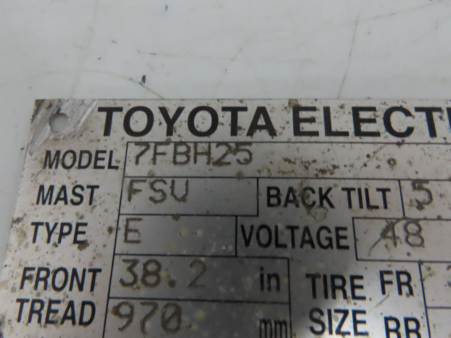 Toyota 7FBH25 Electric Forklift 48V Drive Unit Motor Axle Wheels Brake Assembly