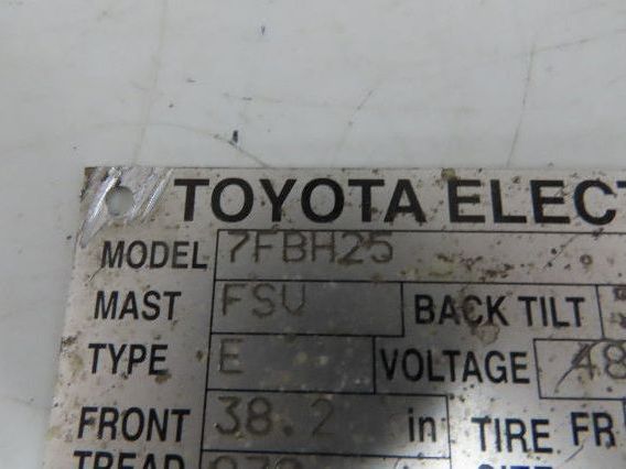 Toyota 7FBH25 Electric Forklift Dual-Wheel Steer Axle Assembly
