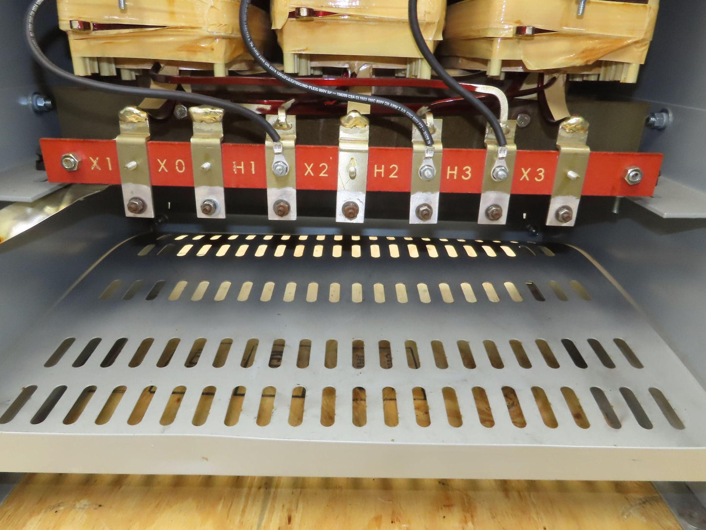 Hevi-Duty DT651H75S Drive Isolation Transformer 75kva SCR HV 460D LV 460Y/266