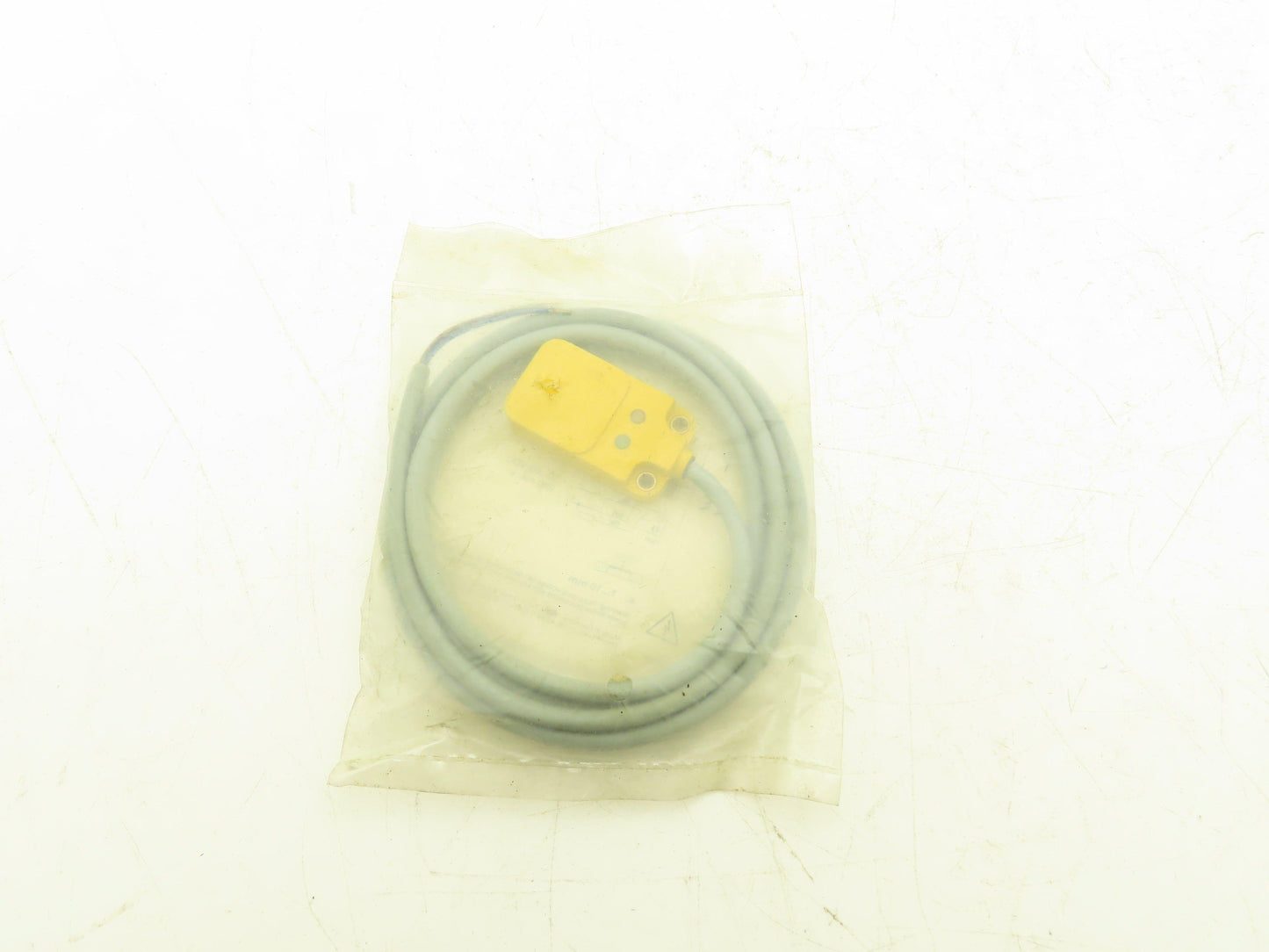 Turck BC10-Q14-AN4X2 Capacitive Sensor 10-65VDC 200mA 1-10mm sensing distance