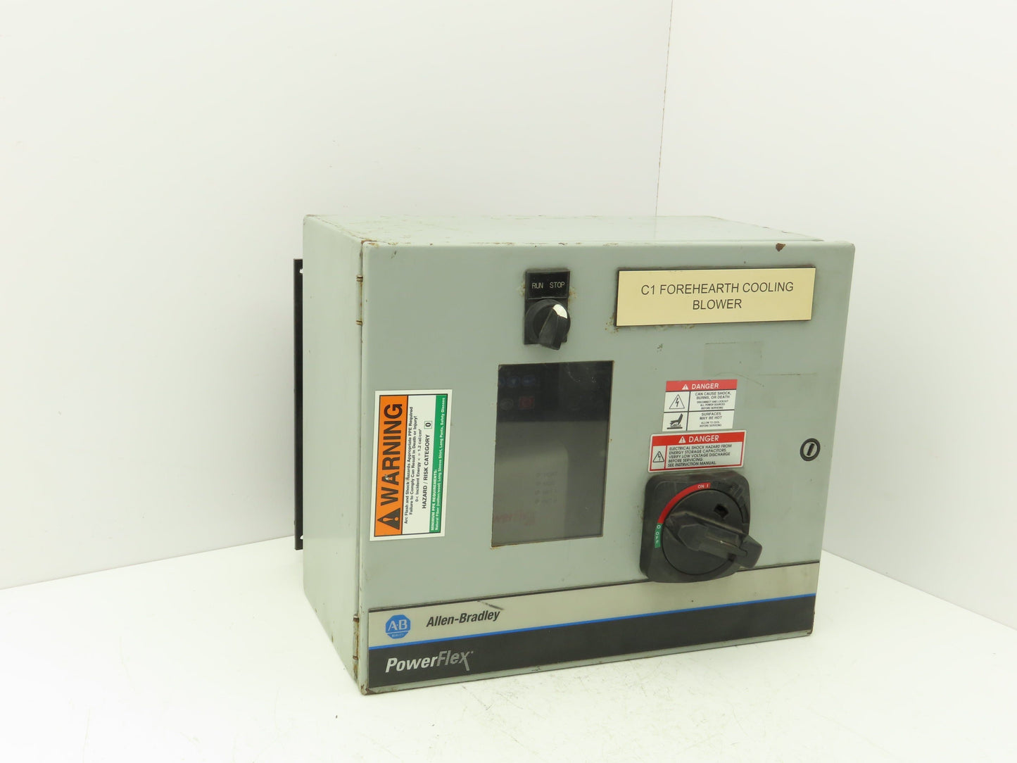 Allen Bradley 22B-D6P0H204 PowerFlex 40 VFD 3Hp 480V 3Ph Enclosure Heatsink Fuse