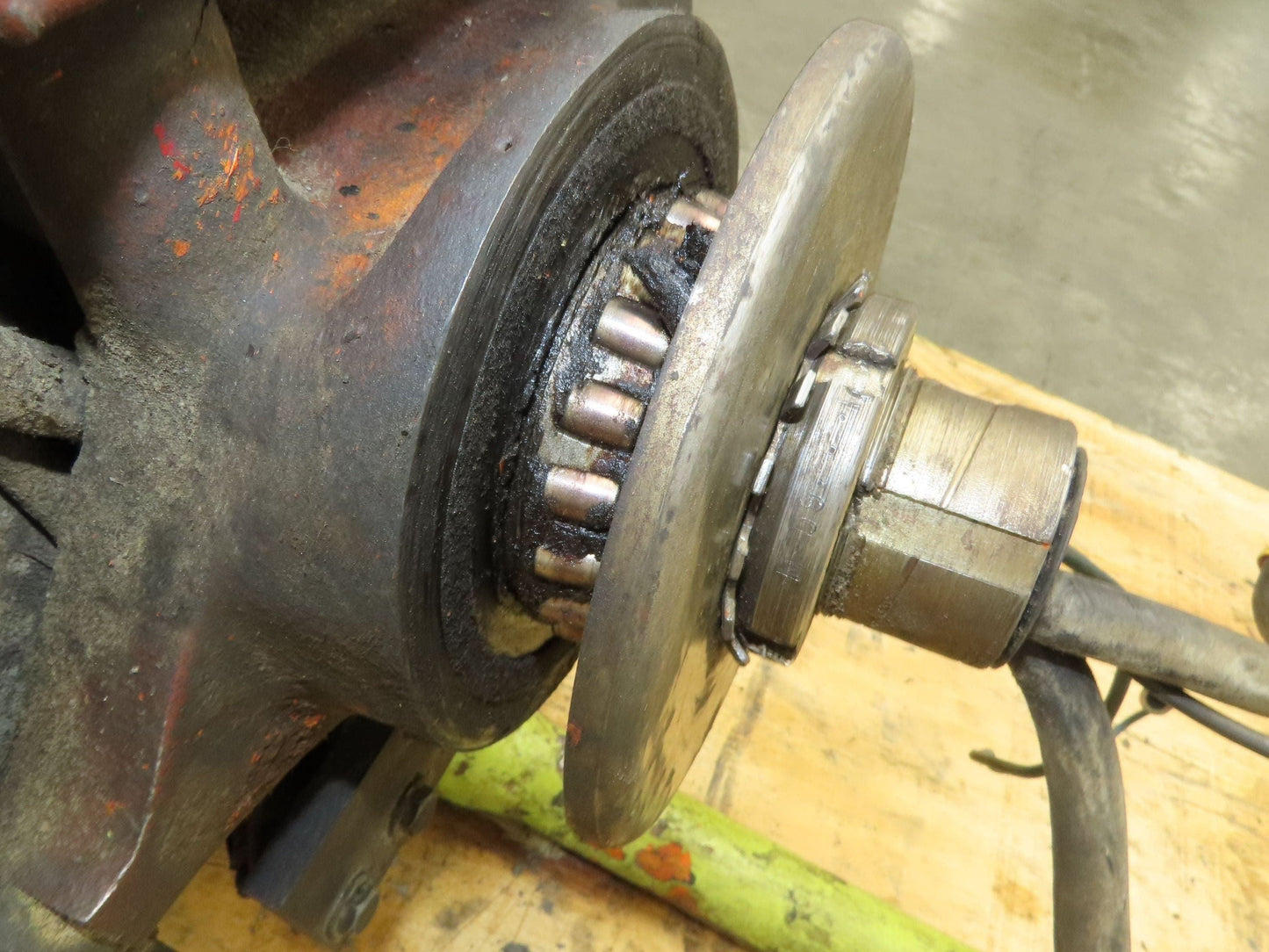 Clark Forklift Drive Unit Handle Controls Wheel 12VDC DC Motor