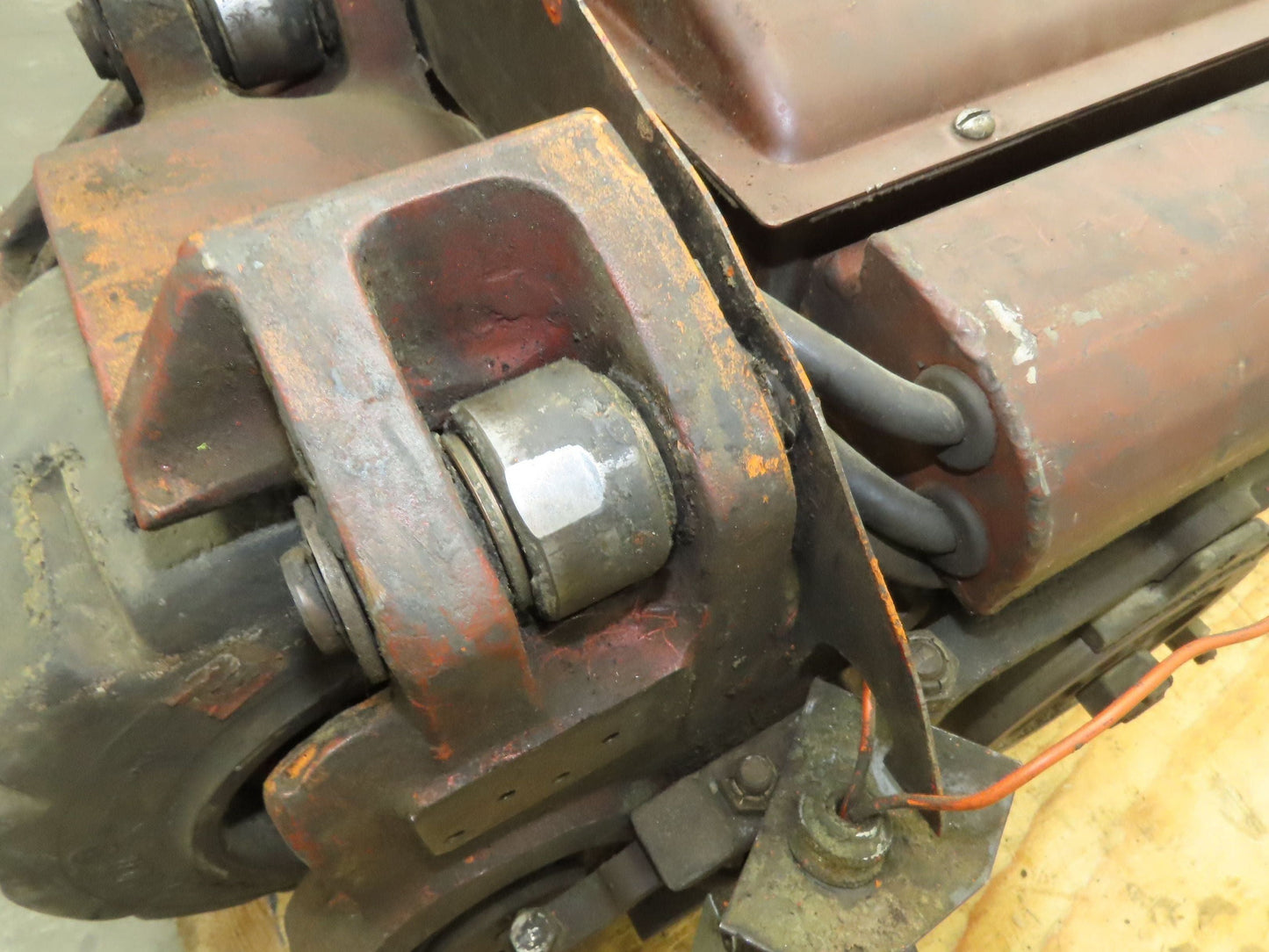 Clark Forklift Drive Unit Handle Controls Wheel 12VDC DC Motor