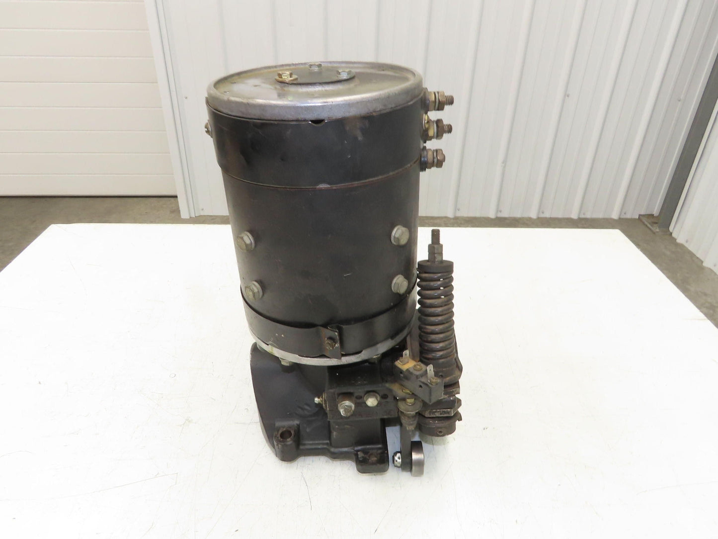 Yale 7220470-20 MLW060 Forklift 24V A2 Drive Motor Gearbox Brake