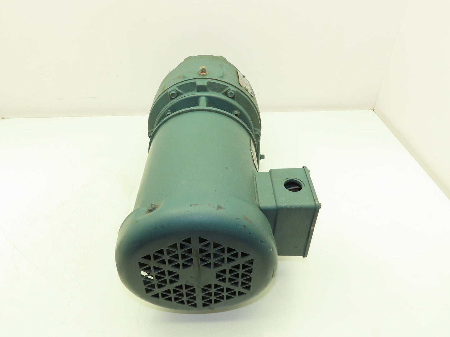 Baldor Inline Gearmotor 20:1 Reducer 55 RPM 1/4Hp 230/460V 56YZ