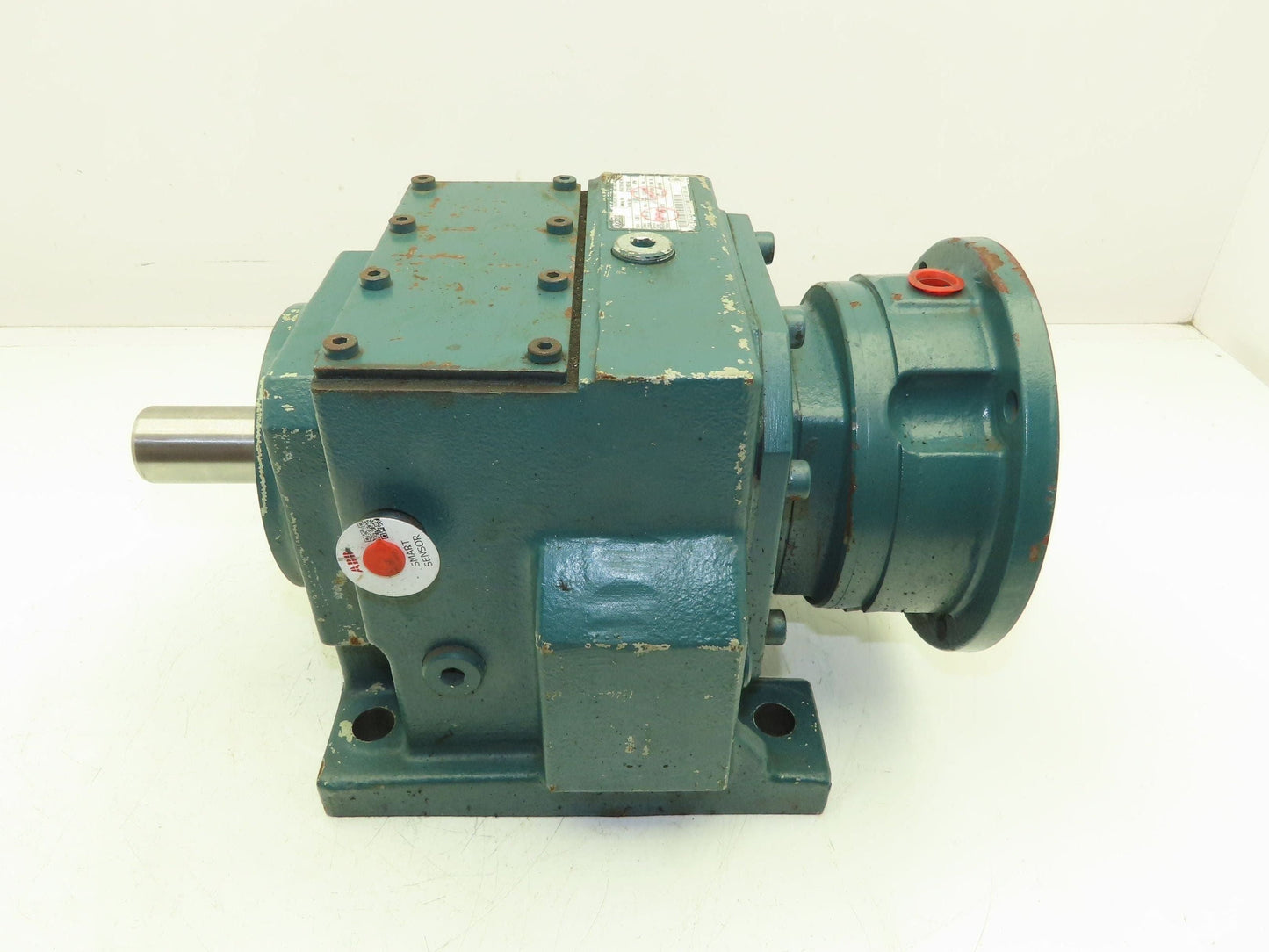 Baldor Quantis HB482CN140TC Inline Helical Reducer 4.28 Gearbox 410rpm 5Hp 140TC