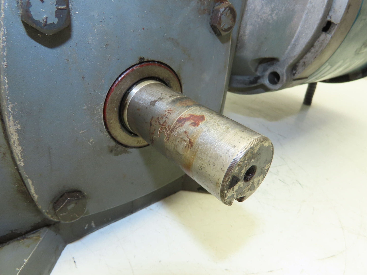 Boston Gear Reliance Gearmotor 40:1 Reducer 43 RPM .75Hp 230/460V 3PH 56C LH