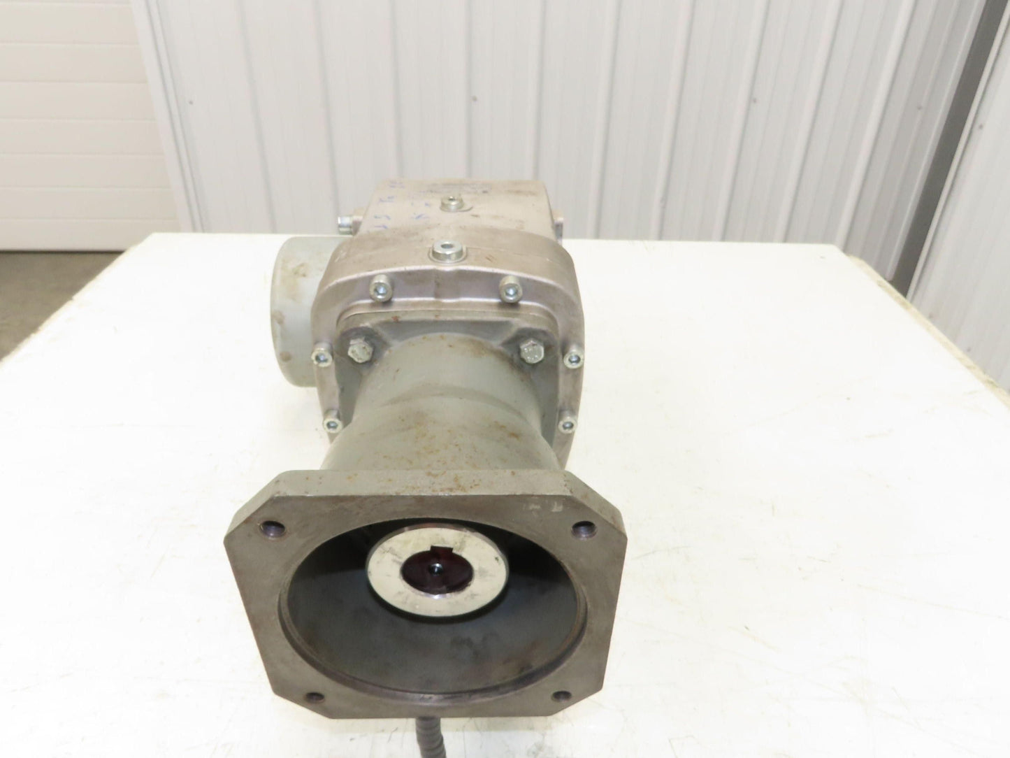 Nord SK92672.1ASH SEP165 Helical Reducer 5.64:1 Gearbox 310 RPM Hollow Shaft