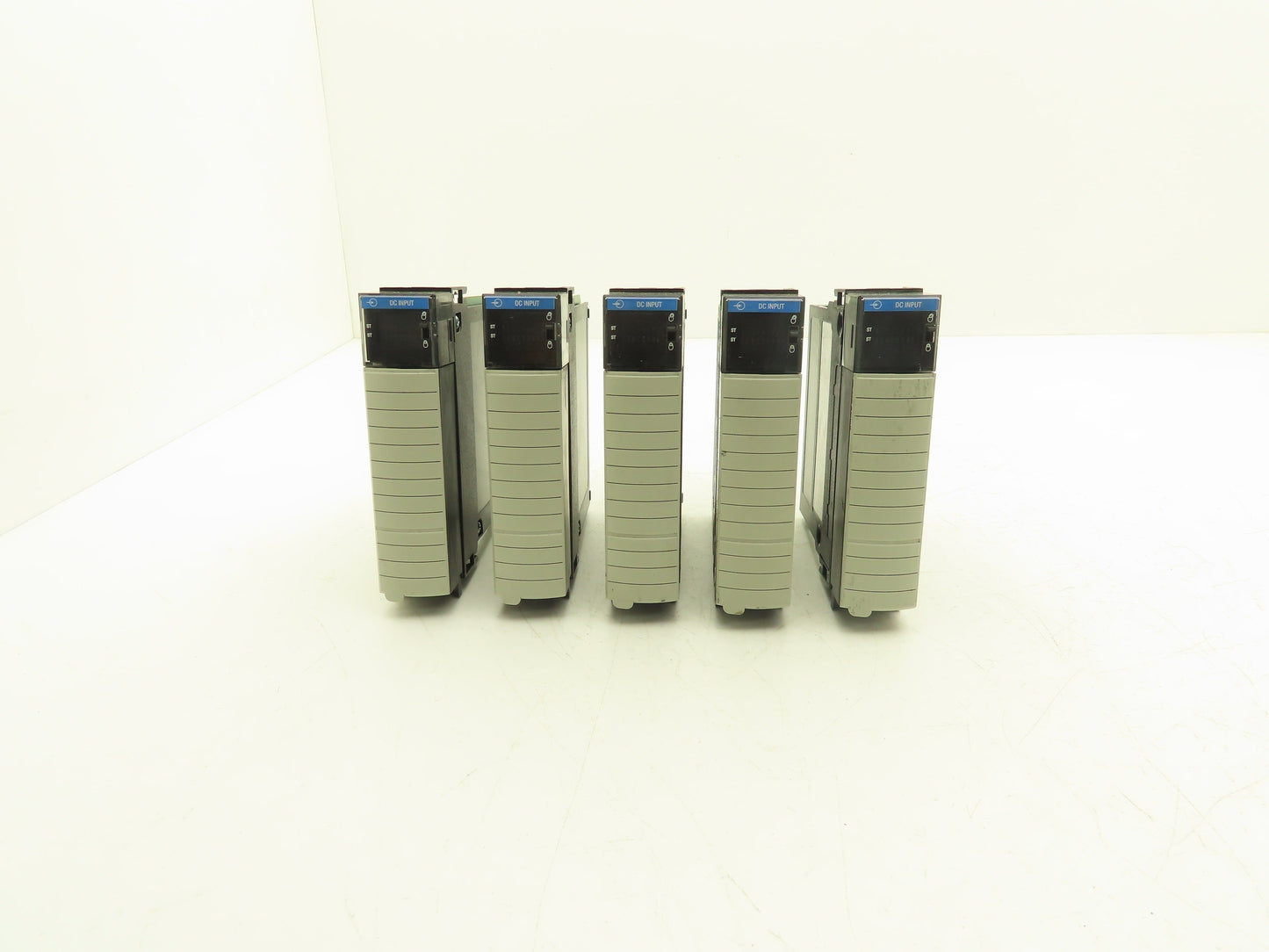 Allen Bradley 1756-IB16 ControlLogix 16 Point DC Input Ser A FW 3.3 Lot of 5