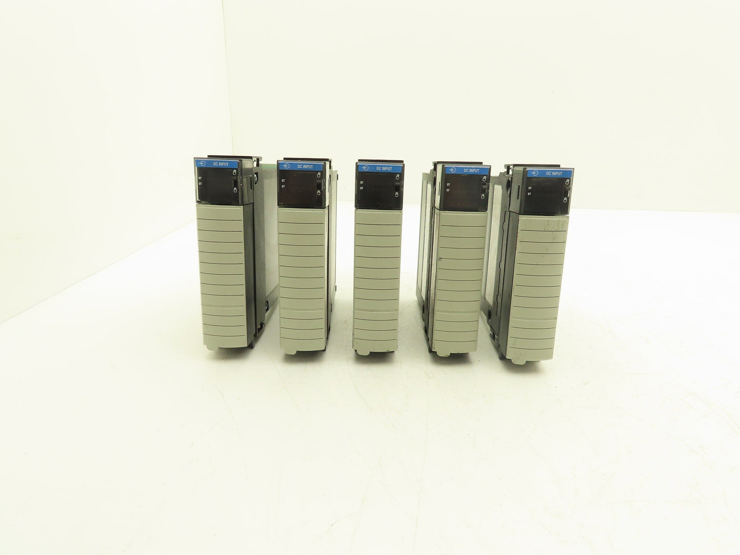 Allen Bradley 1756-IB16 ControlLogix 16 Point DC Input Ser A FW 3.3 Lot of 5