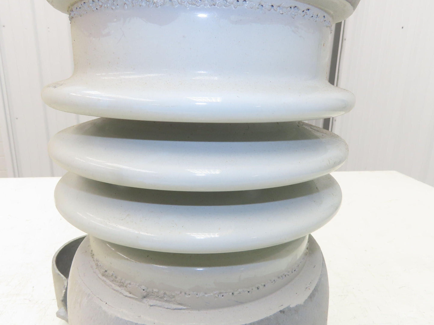 GE Tranquell 9L11ZGA012S Station Class Surge Arrester 12 kVrms Porcelain